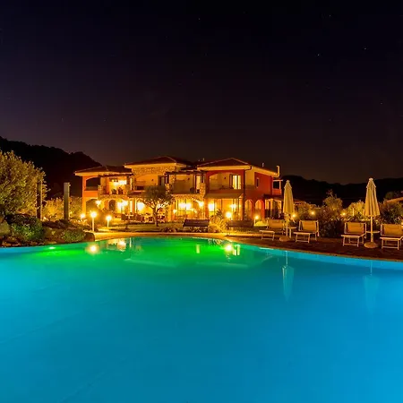 Готель Sa Cheya Relais & 4*